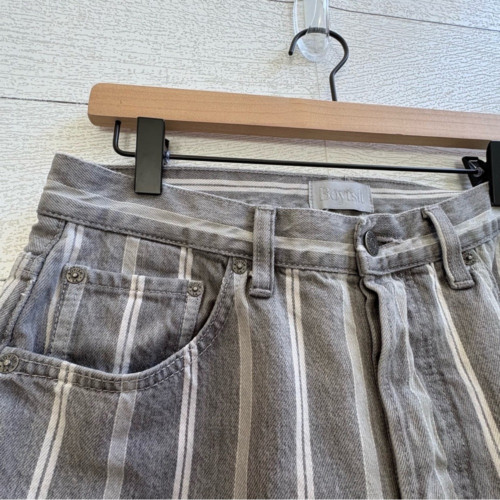 Boyish Tommy Jeans in Devil Is A Woman Gray Striped Cropped Straight, Size 28 - Picture 15 of 16